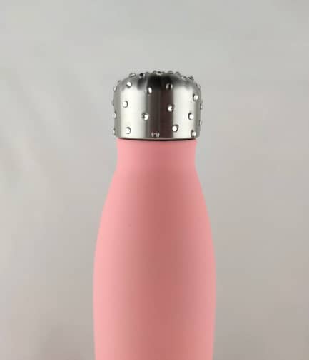 Water bottle with crystal rhinestone lid